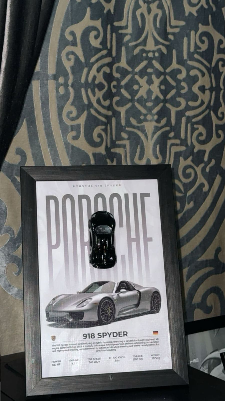 Framed Porsche 918 Spyder die-cast build